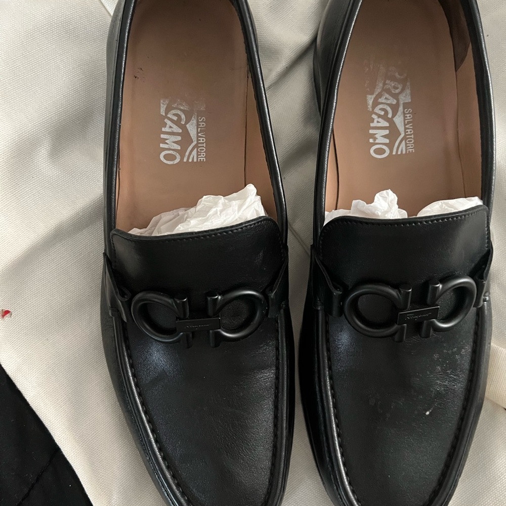 Ferragamo Rolo Loafers - Picture 4 of 5